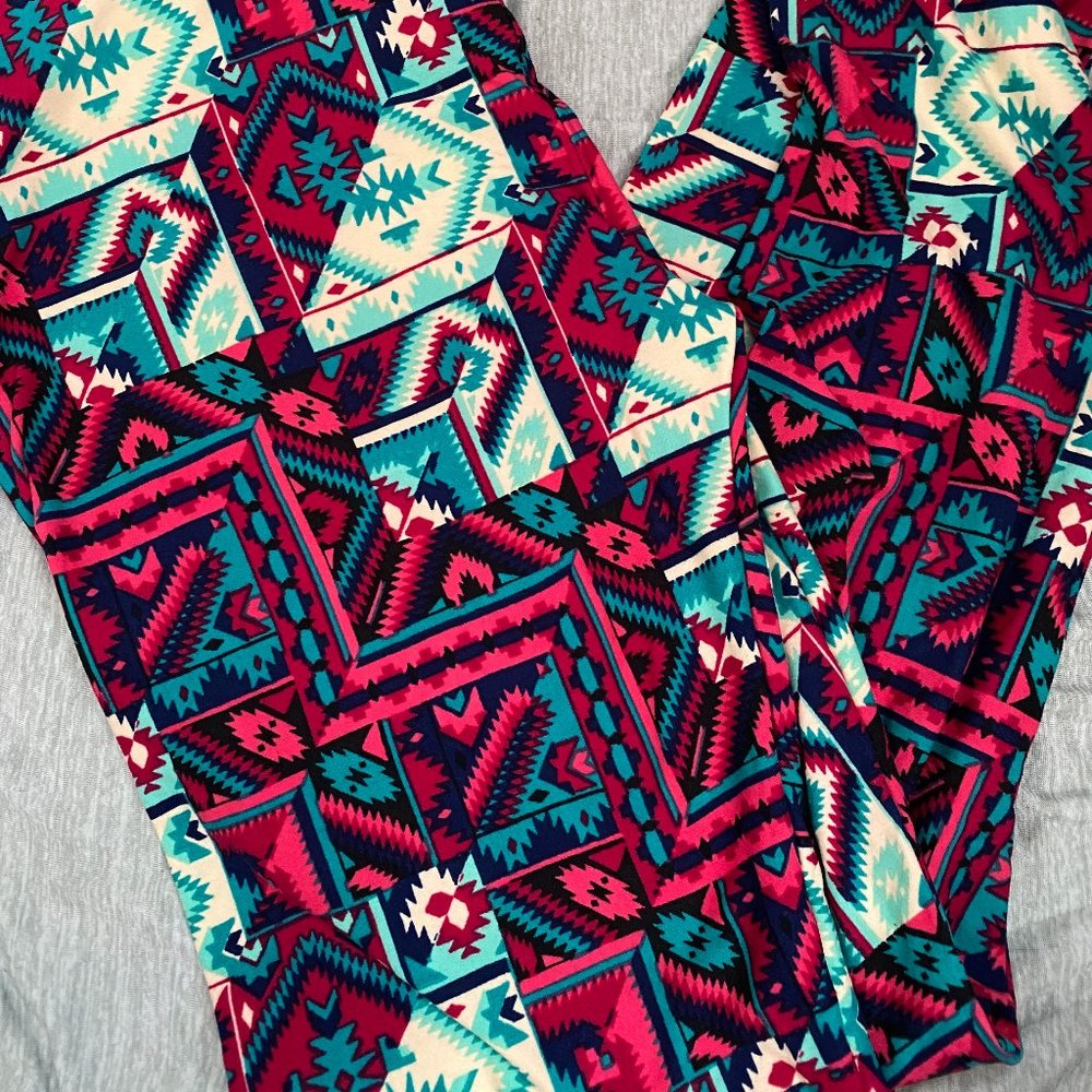 Lularoe TC Leggings - western/aztec print